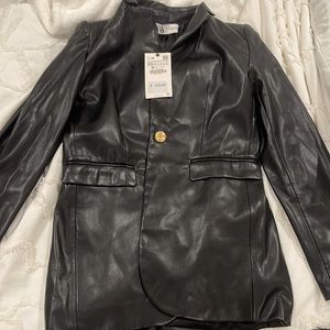 NWT ZARA Black Faux Leather Fitted Blazer Gold Hardware XS